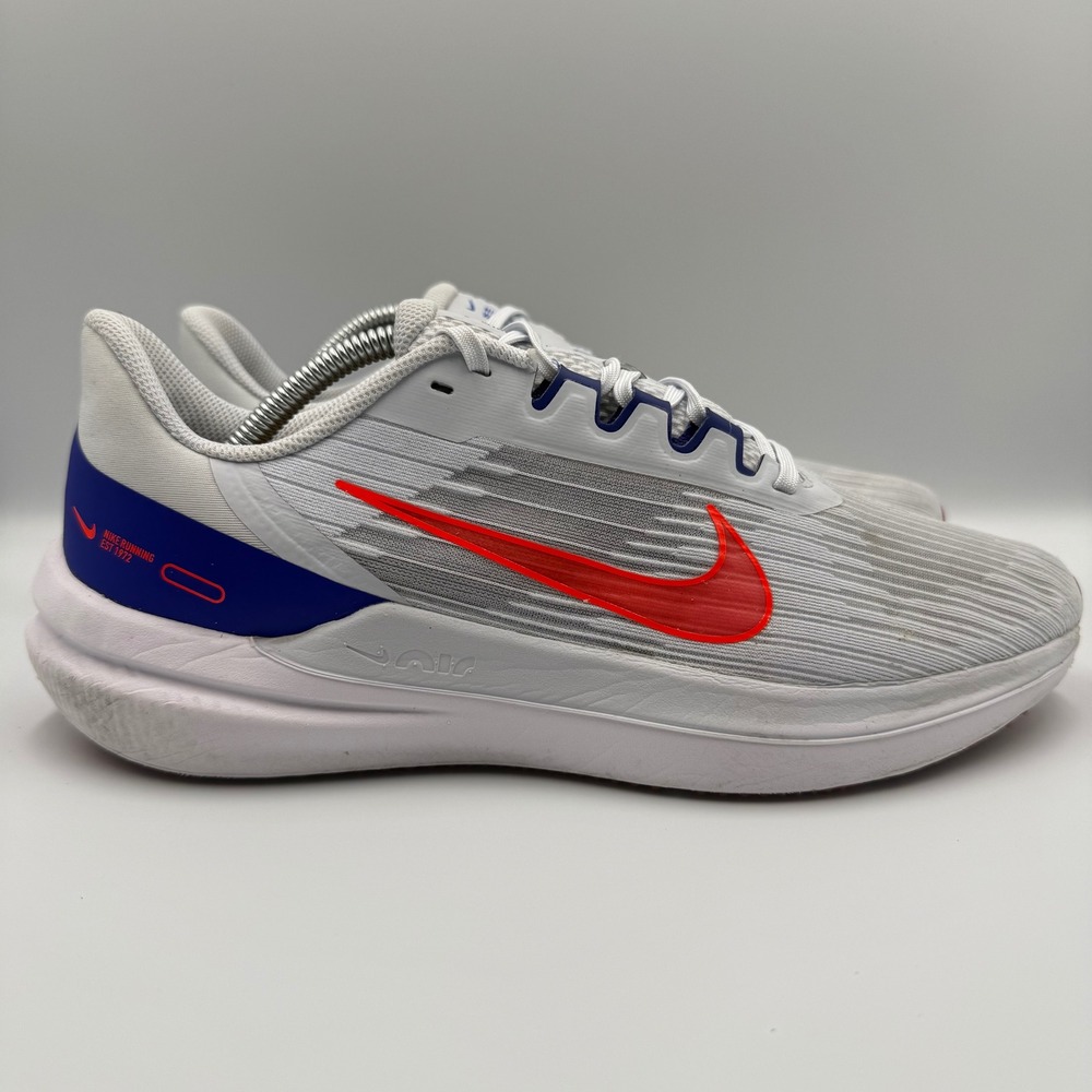 Nike Winflo 9 Men's Size 9.5 White‎ Blue Red Running Shoes Sneakers DD6203-006